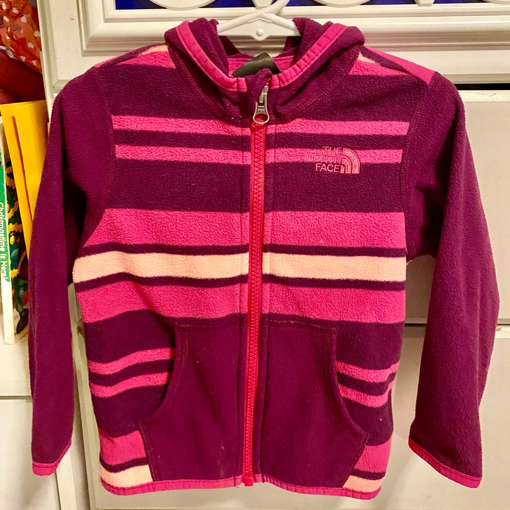 🎉 SOLD 🎉 North face toddler hoodie